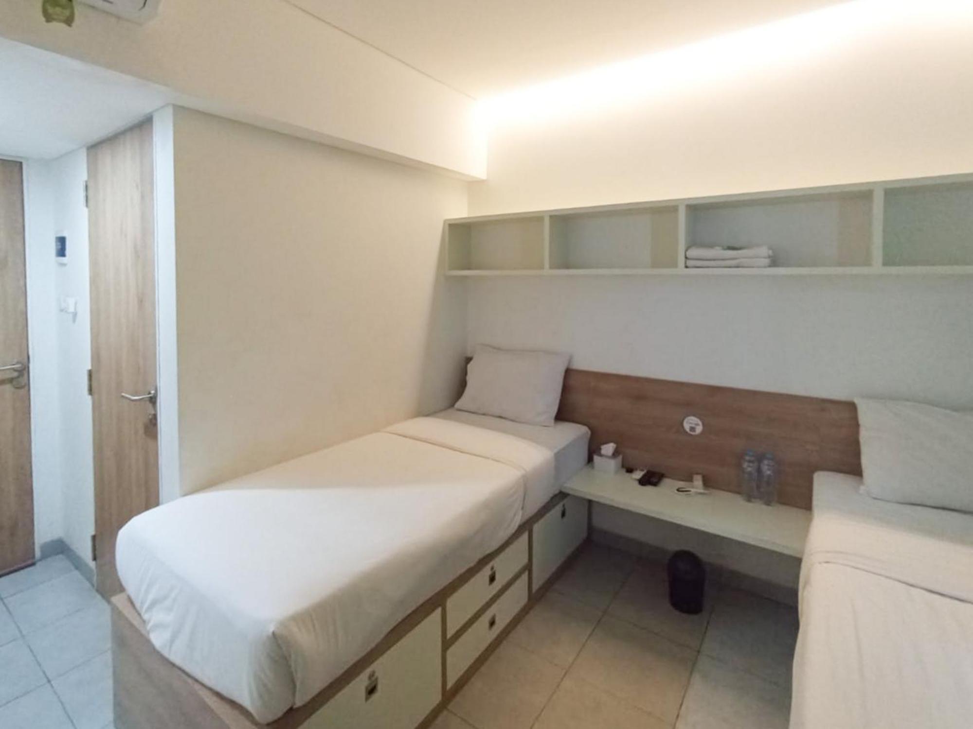 מלון Ofo Kost Premium Kampung Inggris Pare Syariah Mitra Reddoorz מראה חיצוני תמונה